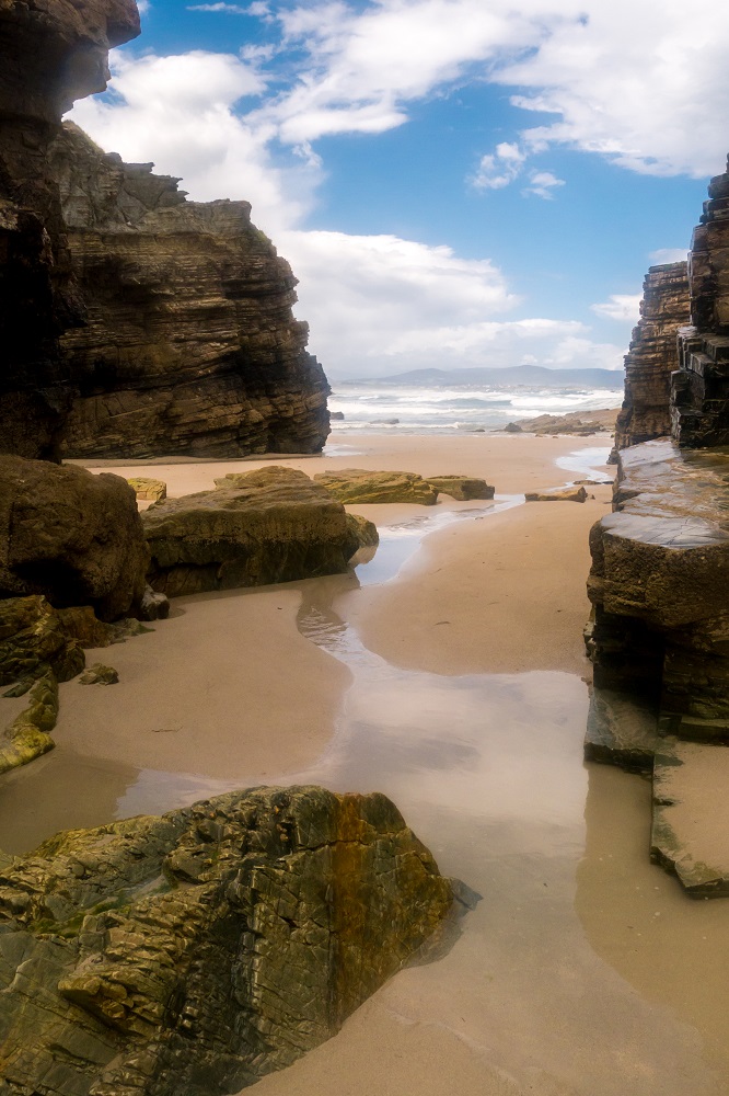 Rinnsal nach einem Regenguss am Praia das Illas